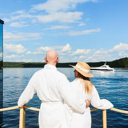 Hotel Lehmonkaerki - Haasi Mirror 5*