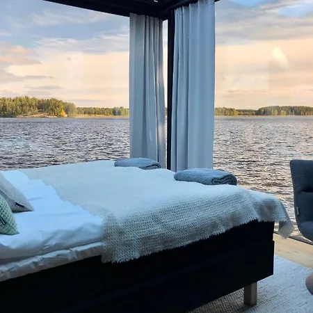Lehmonkaerki - Haasi Mirror Asikkala (Southern Finland)