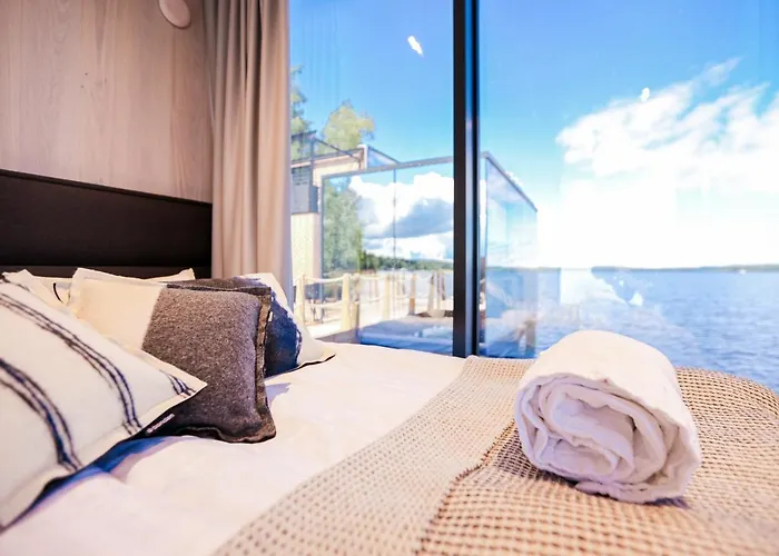 Lehmonkaerki - Haasi Mirror فندق Asikkala (Southern Finland)