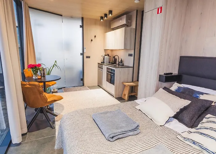 فندق Lehmonkaerki - Haasi Mirror 5*