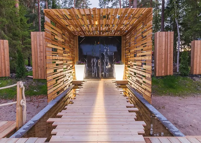 Lehmonkaerki - Haasi Mirror فندق 5*